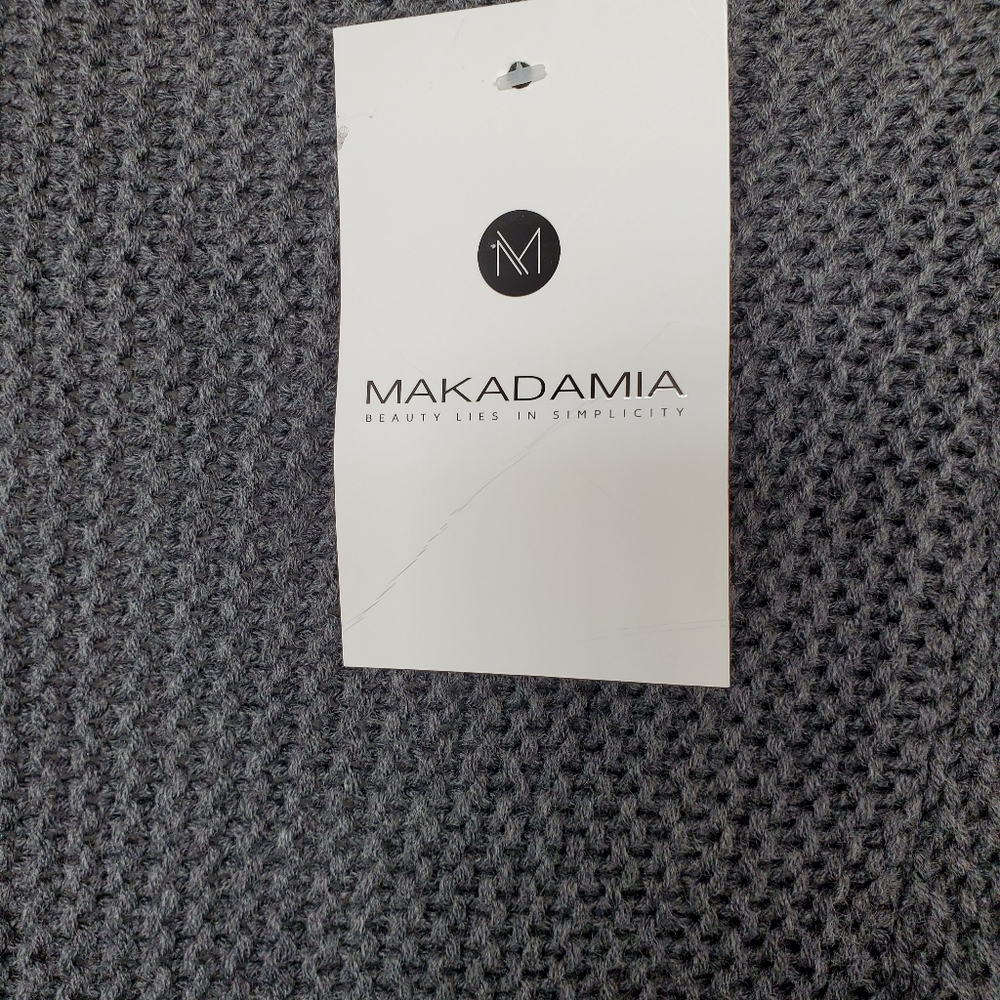 Sweater - Picture 2 of 2